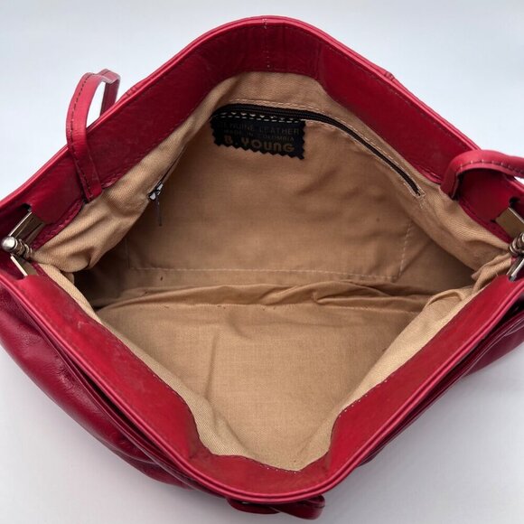 Vintage Red Leather Crossbody Bag 80s B Young Colombia - Picture 6 of 10